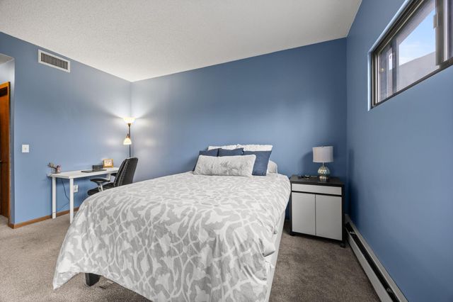 2275 Youngman Avenue 106W, Saint Paul, MN 55116