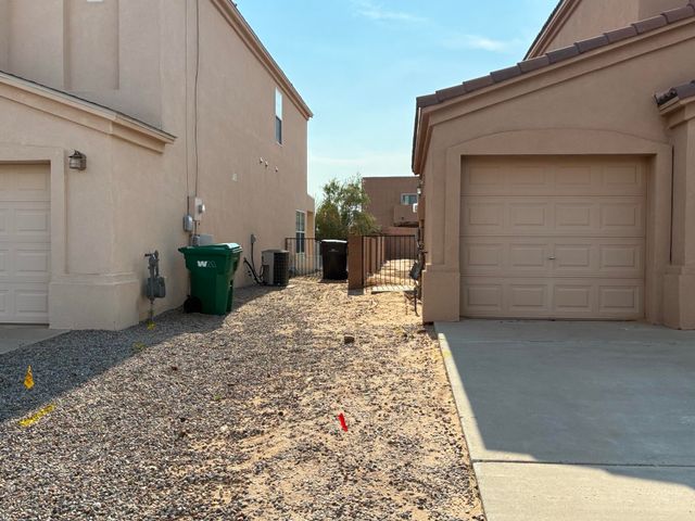 1445 Isleta Court NE, Rio Rancho, NM 87144