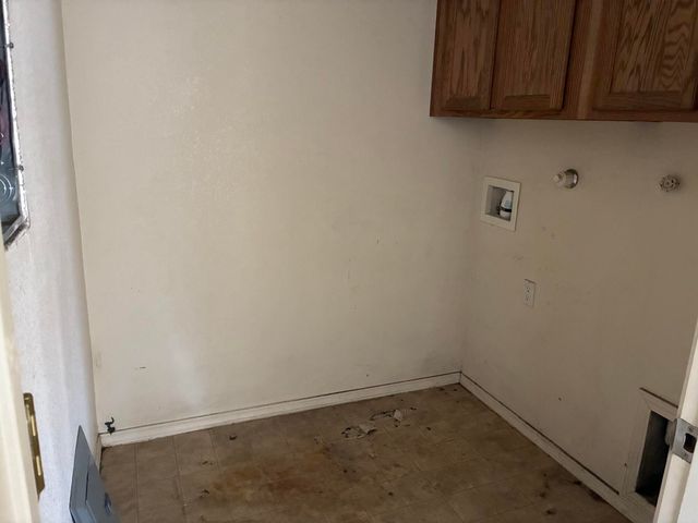 1445 Isleta Court NE, Rio Rancho, NM 87144