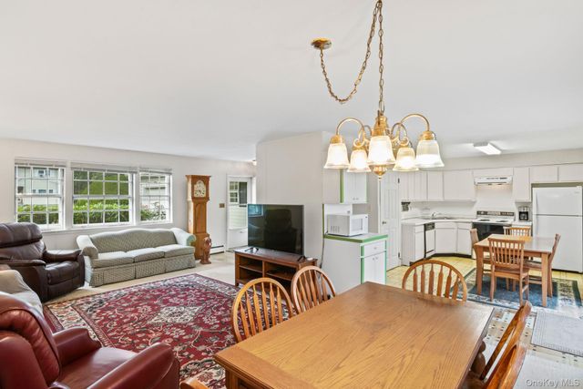 310 Babylon Street, Islip Terrace, NY 11752