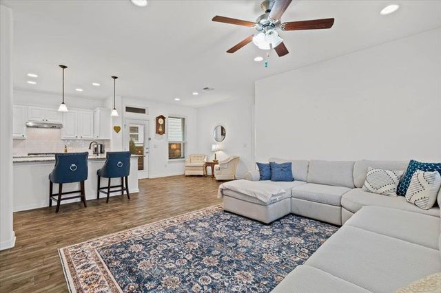 5912 Corrine LN, Austin, TX 78747