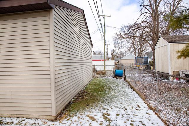 11859 Grant Street, Riverview, MI 48193