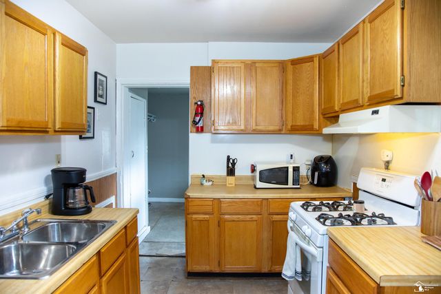 11859 Grant Street, Riverview, MI 48193