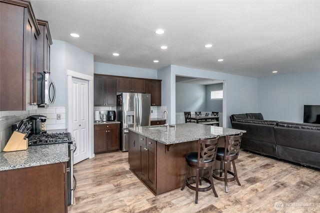 2929 82nd Avenue Ct E, Puyallup, WA 98371