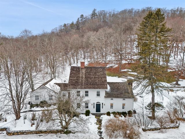 908 Old Post Road, Bedford, NY 10506