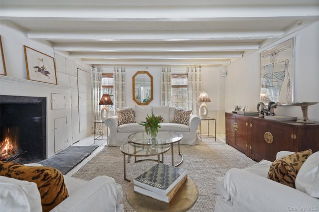 908 Old Post Road, Bedford, NY 10506