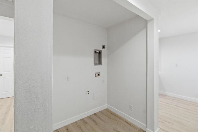 13610 Brookgreen Drive, Dallas, TX 75240