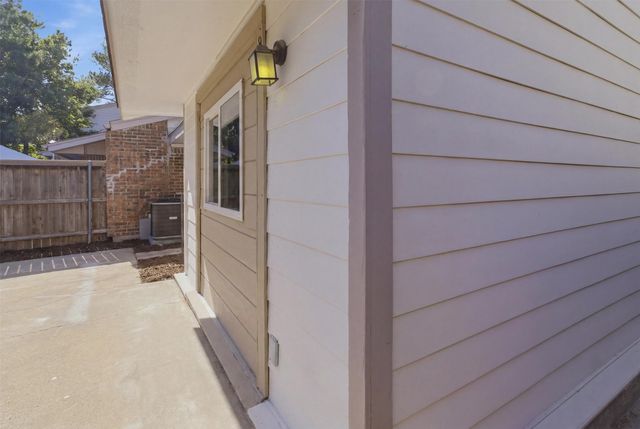 13610 Brookgreen Drive, Dallas, TX 75240