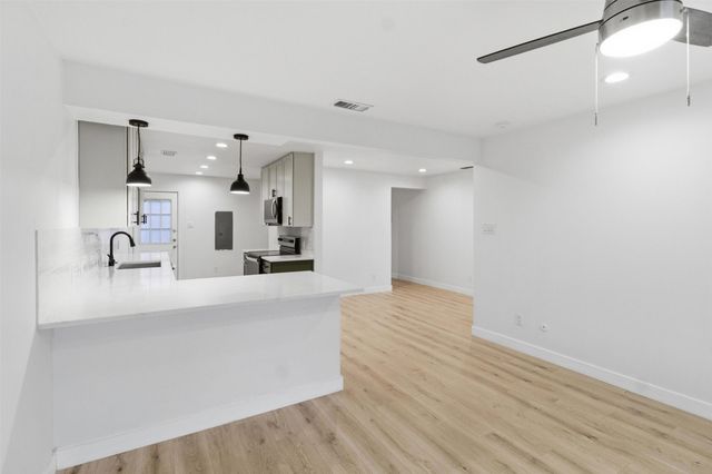 13610 Brookgreen Drive, Dallas, TX 75240