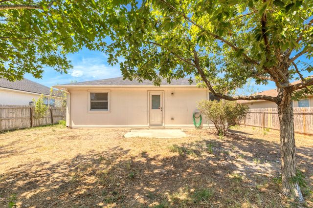 233 Challenger, Kyle, TX 78640