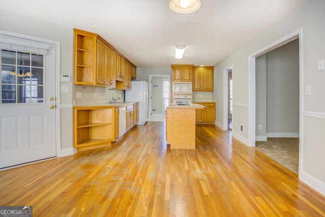 1245 Bent Creek Drive, Mcdonough, GA 30252