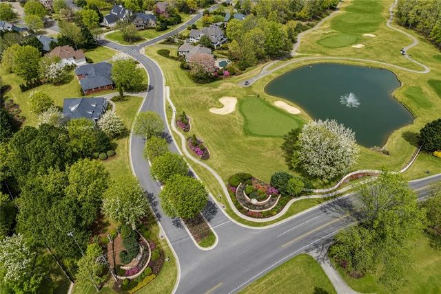4041 Hickory Fairway Drive, Woodstock, GA 30188