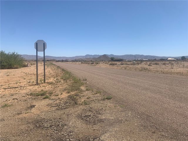 000 E DOME ROCK DR Drive, Kingman, AZ 86401