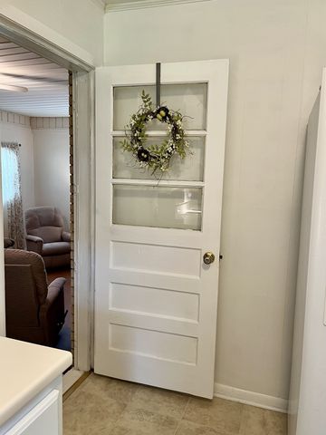 2025 Linda Ln, Cumberland Furnace, TN 37051