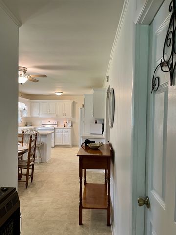 2025 Linda Ln, Cumberland Furnace, TN 37051