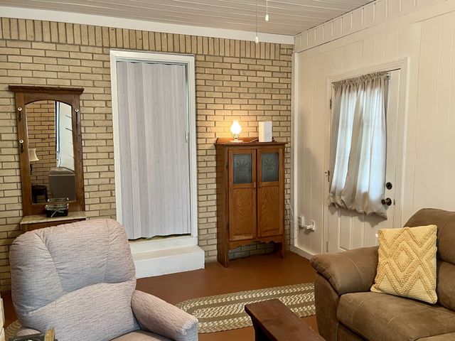 2025 Linda Ln, Cumberland Furnace, TN 37051