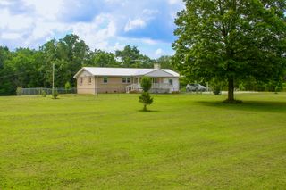 2025 Linda Ln, Cumberland Furnace, TN 37051