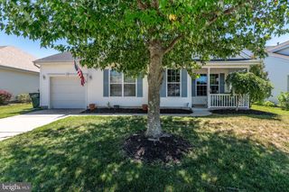 25 PELICAN, Tuckerton, NJ 08087