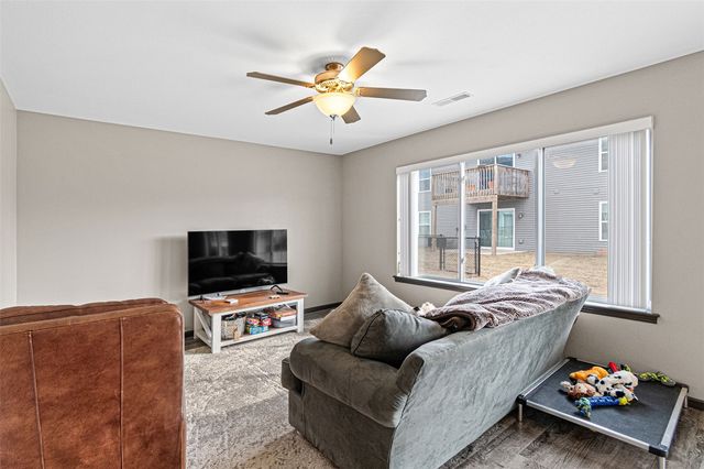 363 Aspen Court, Solon, IA 52333