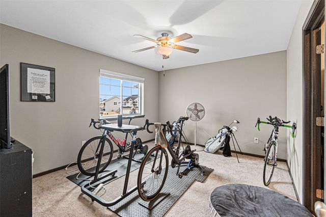 363 Aspen Court, Solon, IA 52333