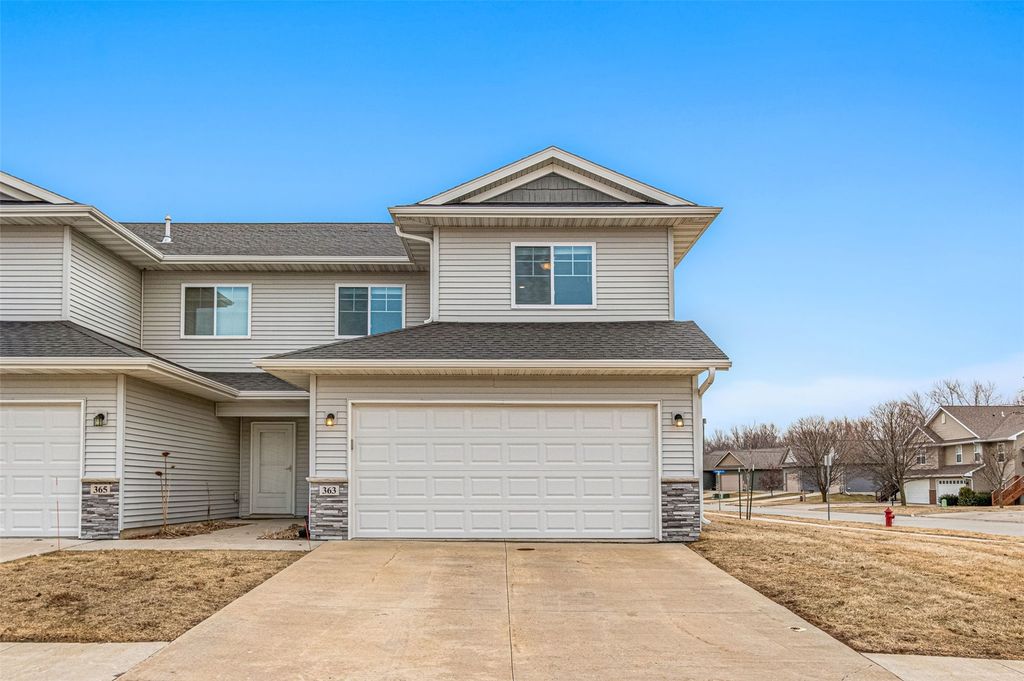363 Aspen Court, Solon, IA 52333