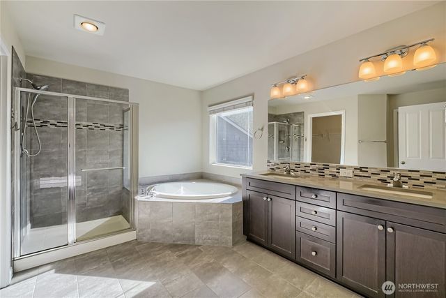 3220 S 281st Place, Auburn, WA 98001
