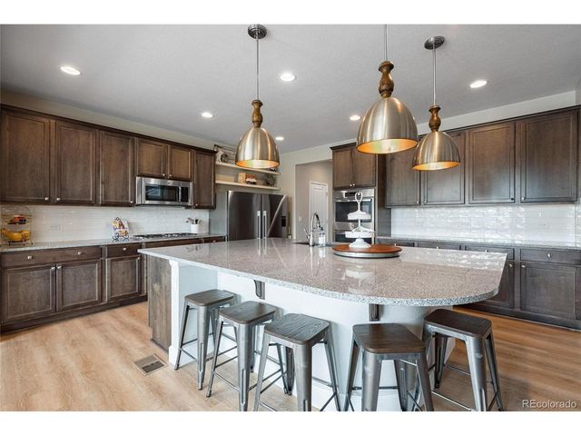9864 Eagle River St, Littleton, CO 80125