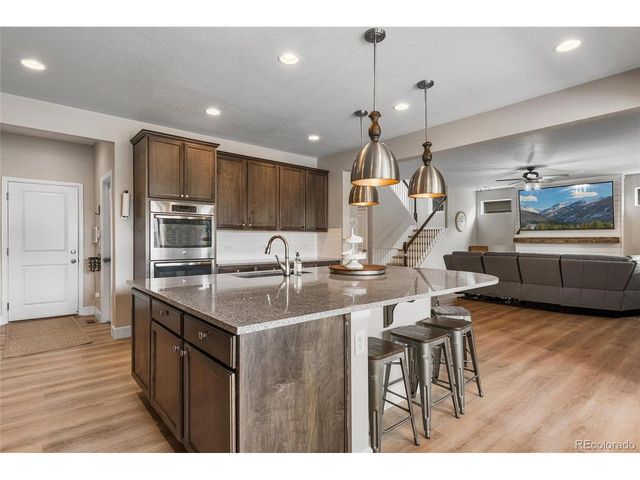 9864 Eagle River St, Littleton, CO 80125