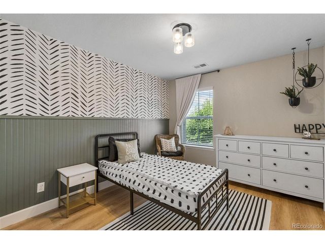 9864 Eagle River St, Littleton, CO 80125
