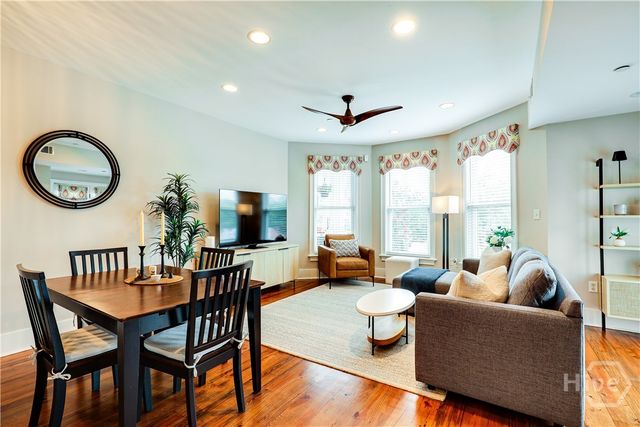 305 E Bolton Street 201, Savannah, GA 31401