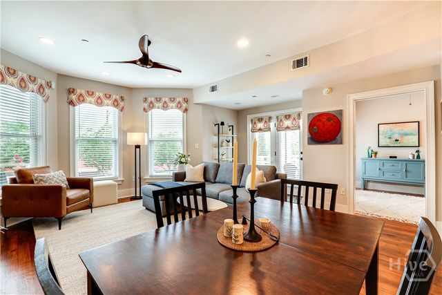305 E Bolton Street 201, Savannah, GA 31401