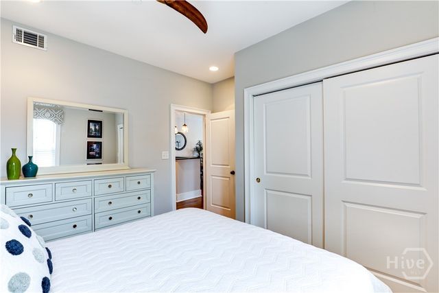 305 E Bolton Street 201, Savannah, GA 31401