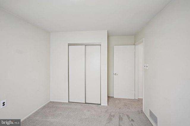 107 BASTIAN DR, Mount Laurel, NJ 08054