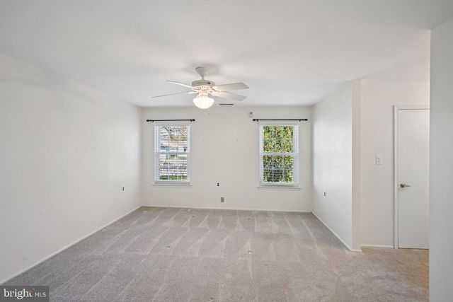 107 BASTIAN DR, Mount Laurel, NJ 08054