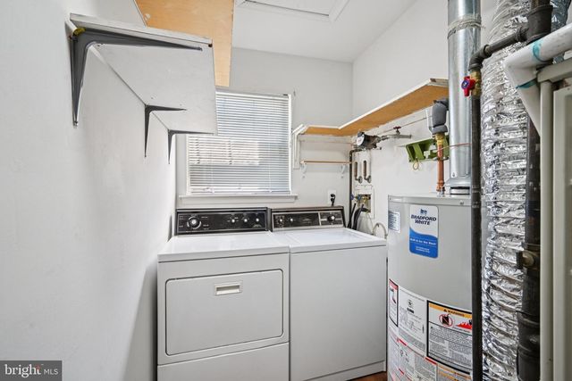 107 BASTIAN DR, Mount Laurel, NJ 08054