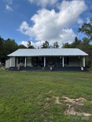 2805 HT Road, Lenoir, NC 28645
