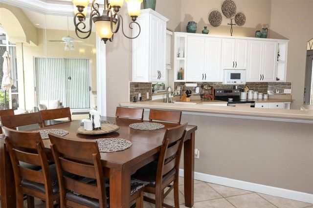 5695 POND PINE POINT, Oviedo, FL 32765