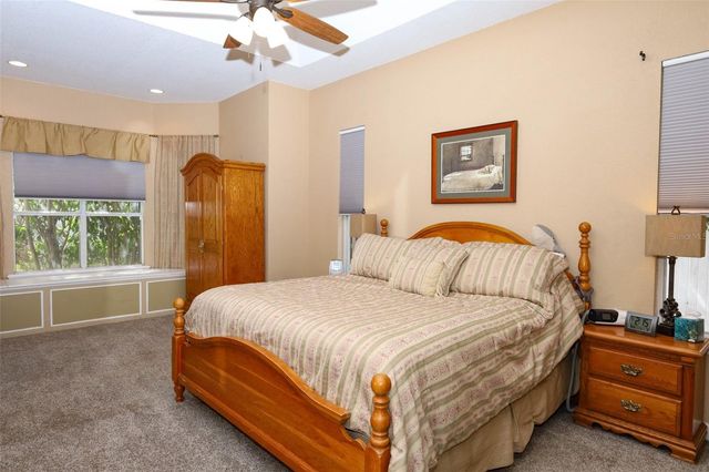 5695 POND PINE POINT, Oviedo, FL 32765