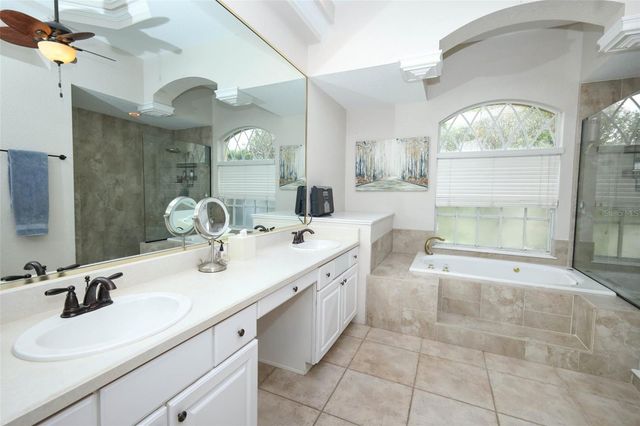 5695 POND PINE POINT, Oviedo, FL 32765