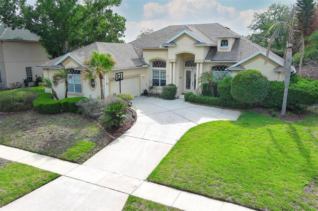 5695 POND PINE POINT, Oviedo, FL 32765