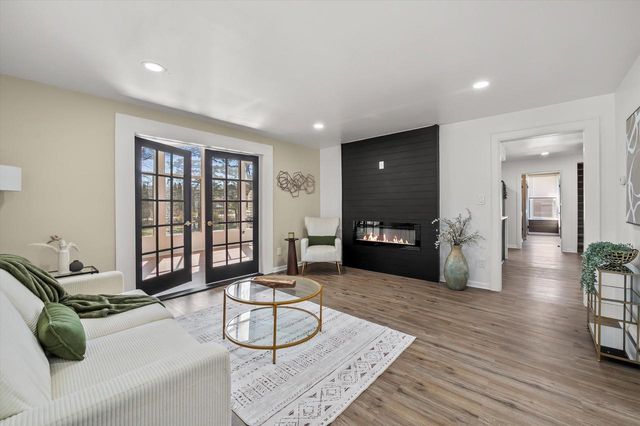 W156N5045 Pilgrim ROAD, Menomonee Falls, WI 53051