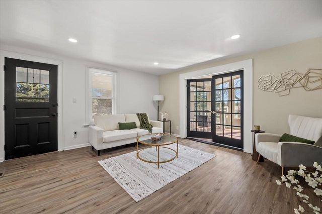 W156N5045 Pilgrim ROAD, Menomonee Falls, WI 53051