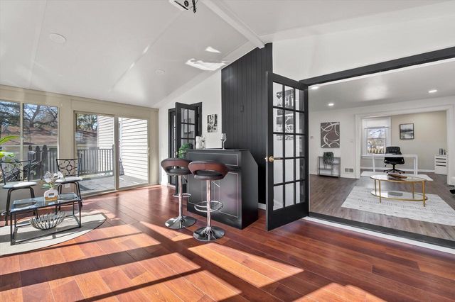 W156N5045 Pilgrim ROAD, Menomonee Falls, WI 53051