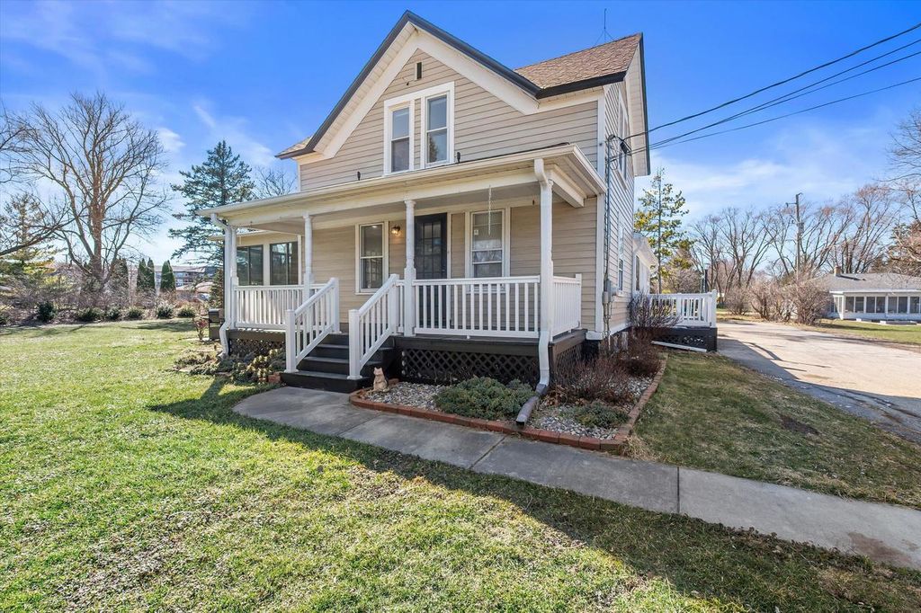 W156N5045 Pilgrim ROAD, Menomonee Falls, WI 53051