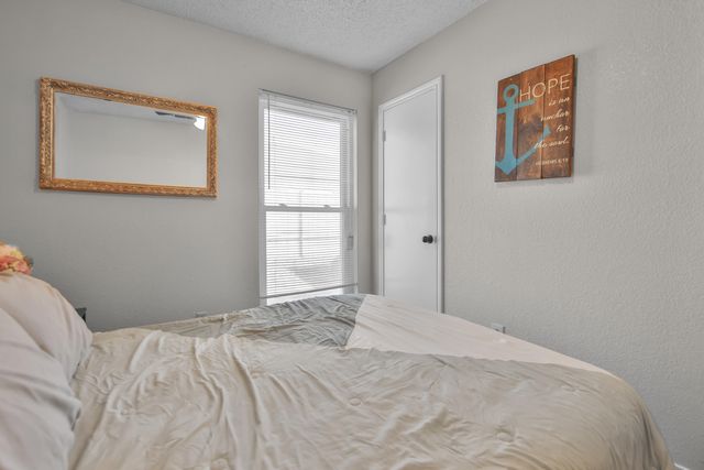 2216 86th Street, Lubbock, TX 79423