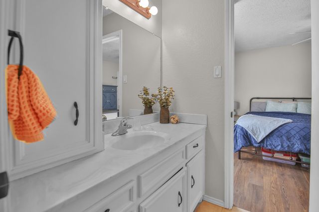 2216 86th Street, Lubbock, TX 79423