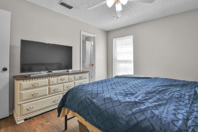 2216 86th Street, Lubbock, TX 79423