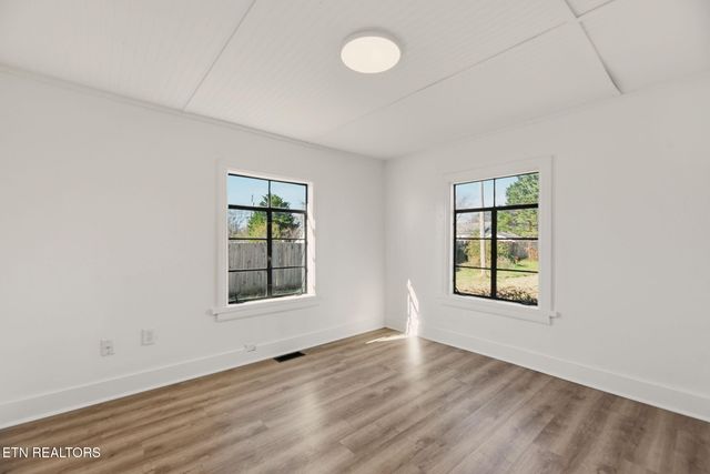 507 E Inskip Drive, Knoxville, TN 37912