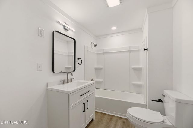 507 E Inskip Drive, Knoxville, TN 37912