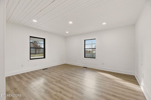 507 E Inskip Drive, Knoxville, TN 37912